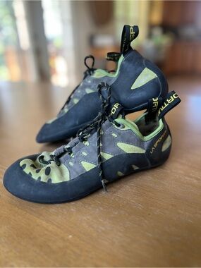 La Sportiva Tarantulace Climbing Shoes (42)
